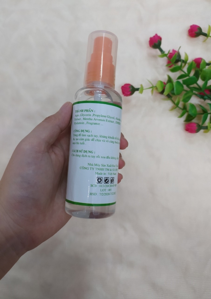 gel rửa tay handcare